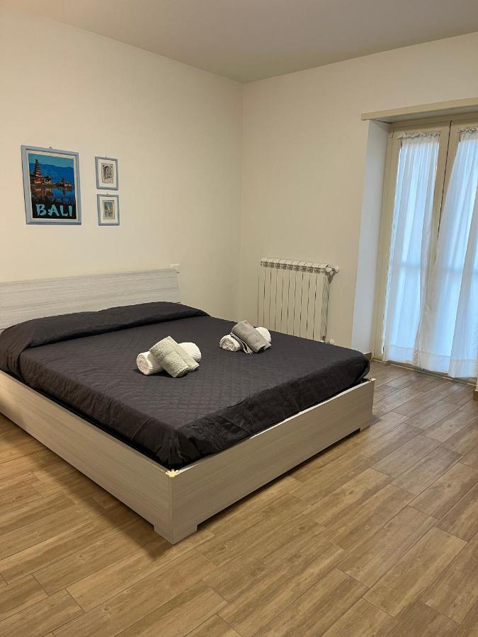 Bed&Breakfast Del Viaggiatore Fondi Kültér fotó
