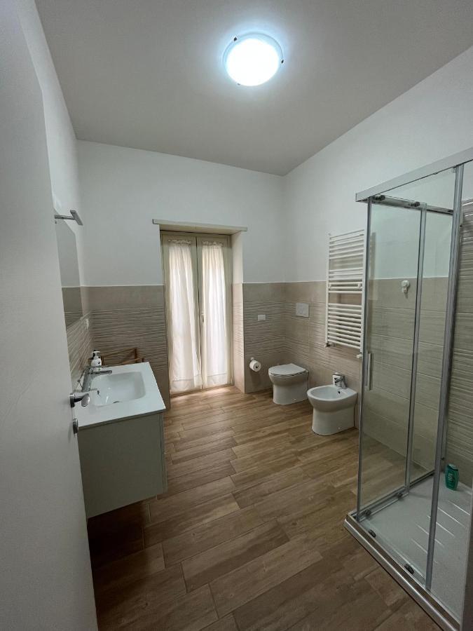 Bed&Breakfast Del Viaggiatore Fondi Kültér fotó